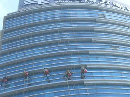 ����Ļ����ˮ